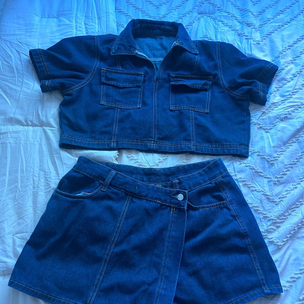 Amazon Women's Blue Denim Set